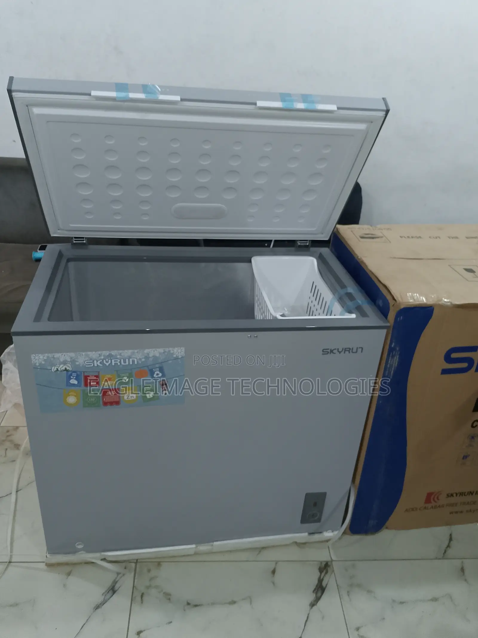 High-Efficiency Skyrun 200L Chest Freezer(Bd-200a)