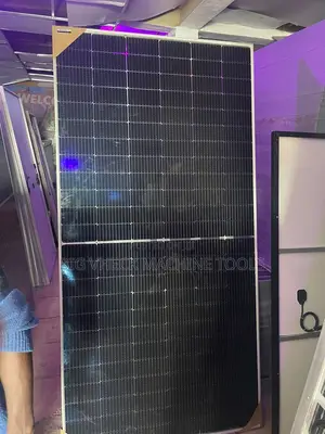 High Efficiency Bi Facial Panel 650 Watts