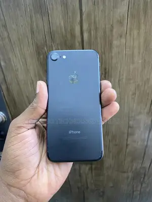 Apple iPhone 7 32 GB Black