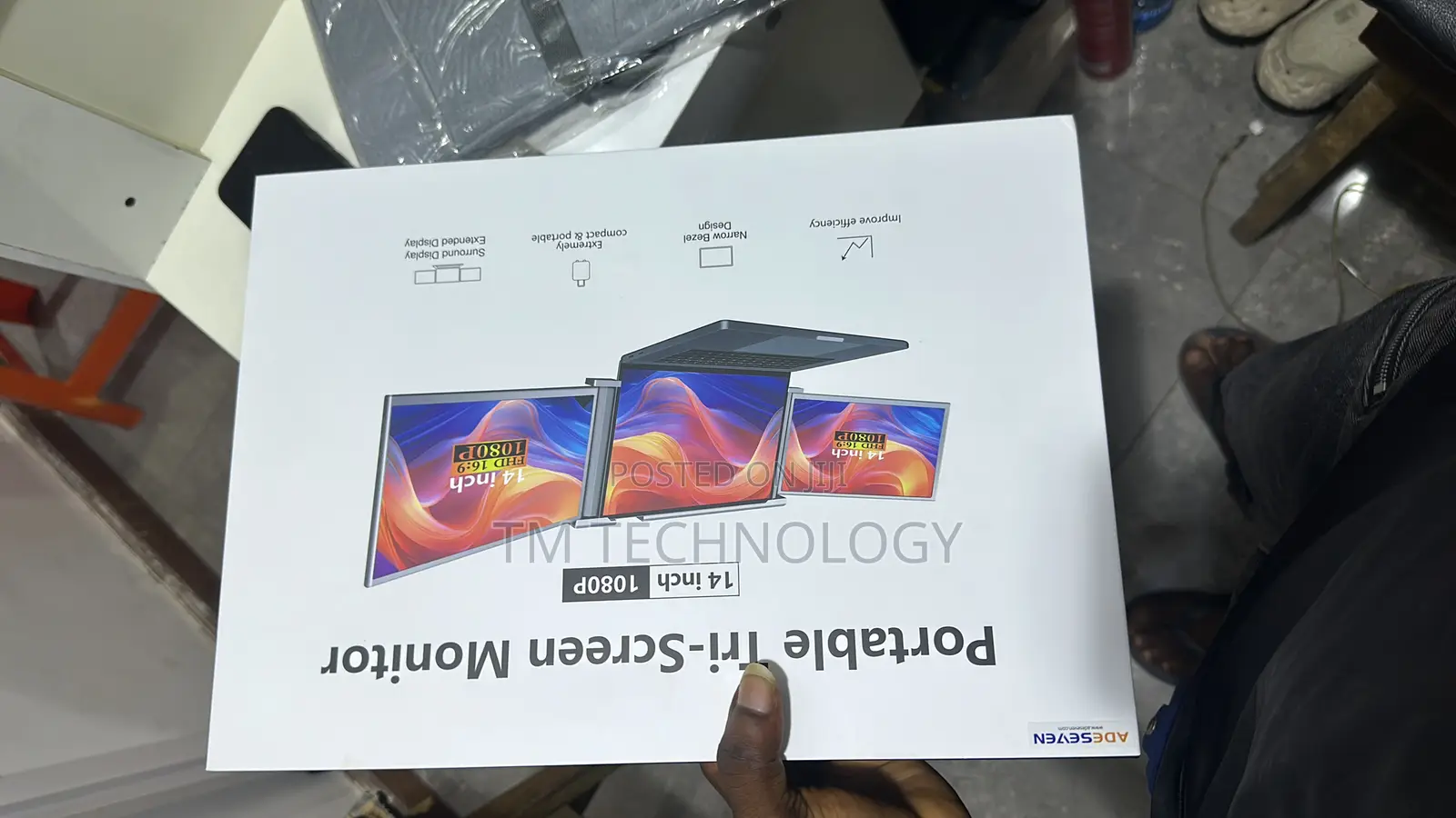 Portable Tri-Screen Monitor