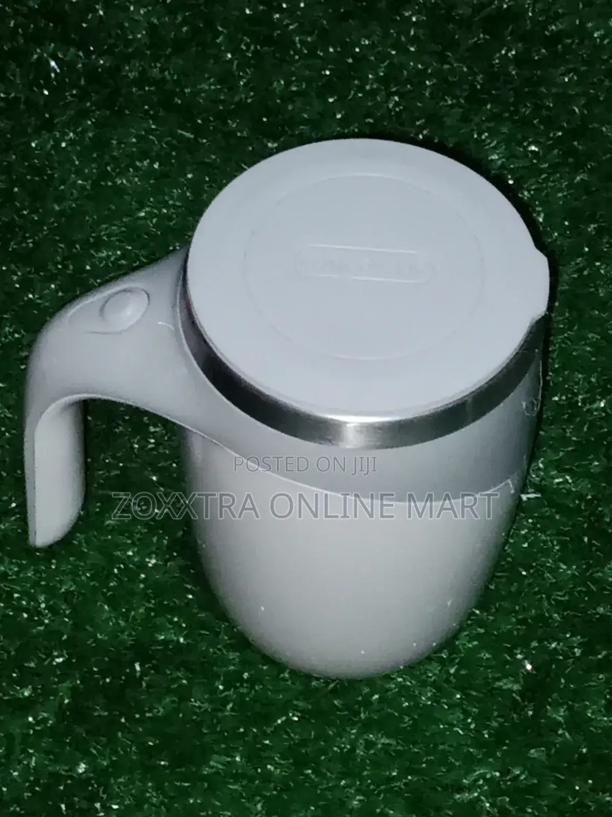 Automatic Self-Stirring Mug