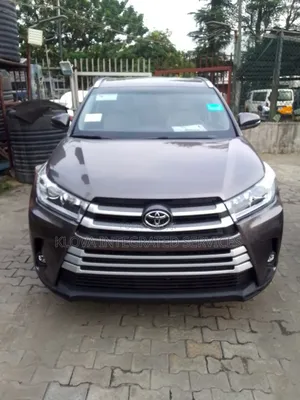 Photo - Toyota Highlander 2014 Gray