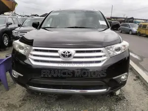 Toyota Highlander 3.5L 4WD 2013 Black