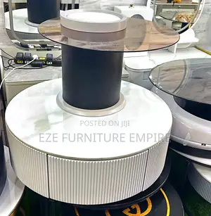 Adjustable Sitting Room Table