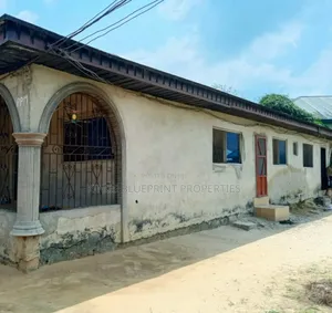 Photo - 2bdrm Bungalow in Udu, Warri for sale