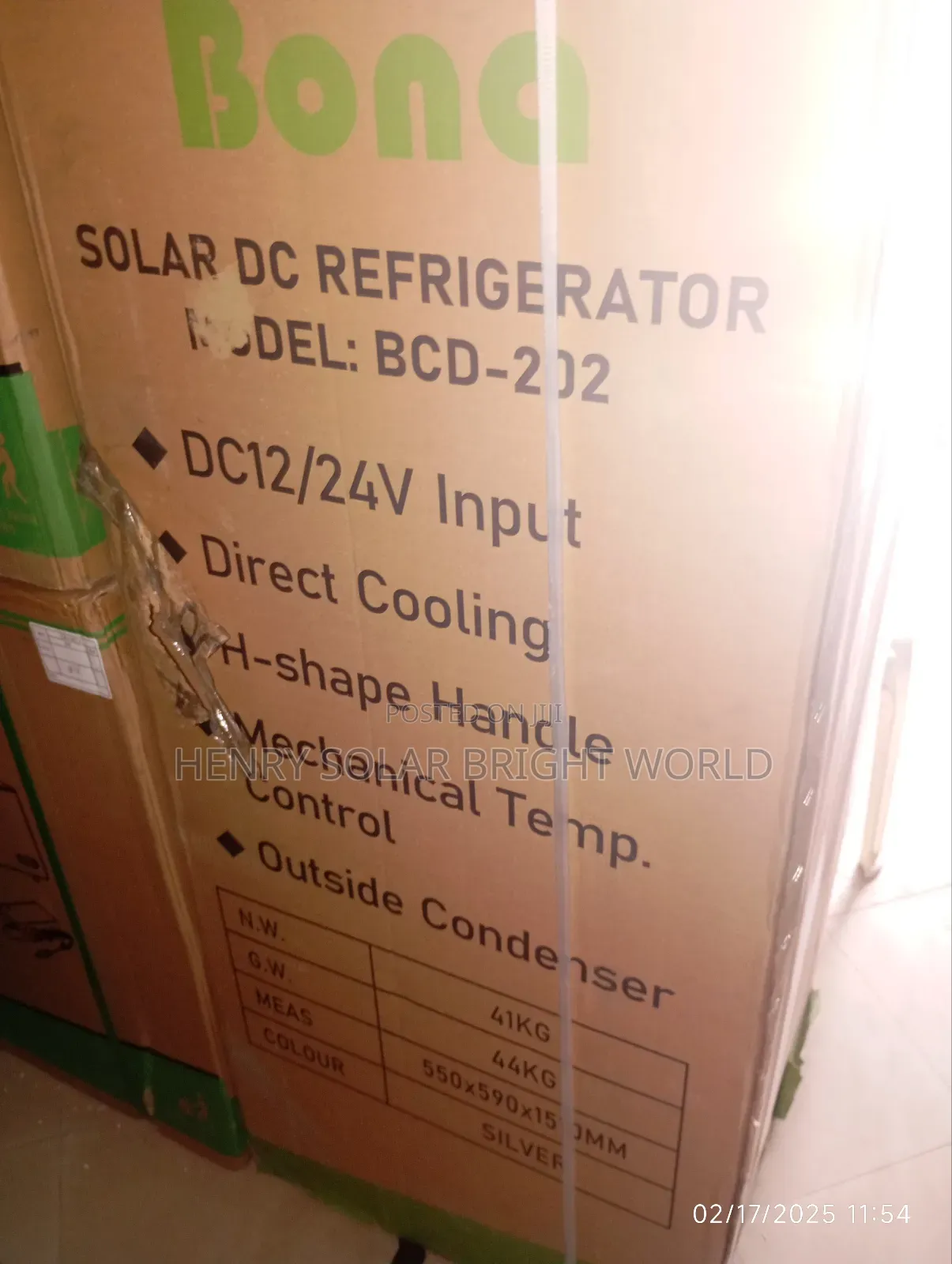 Bona Refrigerator Ac and Dc 202l Standing Freezer