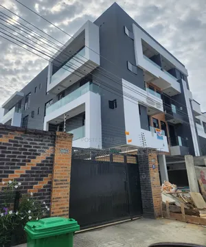 2bdrm Block of Flats in Ilasan for sale