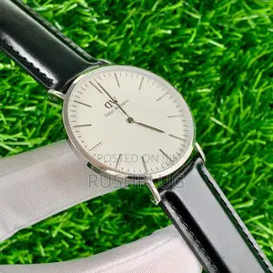 Photo - Daniel Wellington Lúxury Wristwatch
