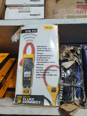 376 Fluke Clamp Meter