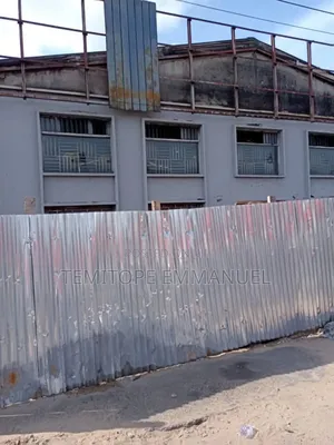Commercial Wearhouse on the Road 3200sqm Land