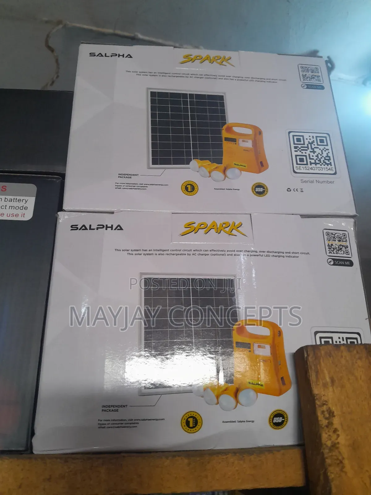 Salpha Spark Solar Lighting Kit-4bulbs,Radio,MP3 Bluetooth