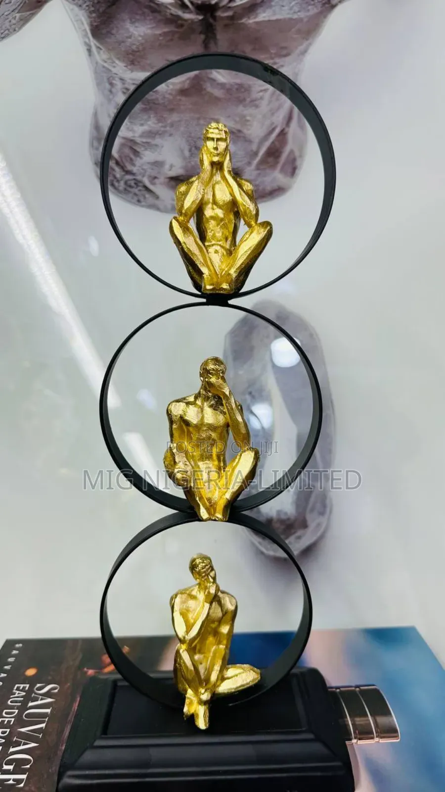 Rings Human Ornament Figurine Statue Deco