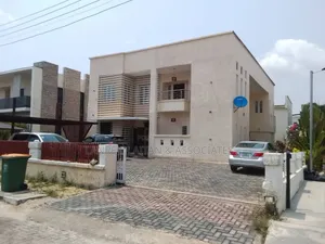 Photo - 5bdrm House in Chevron, Lekki for sale