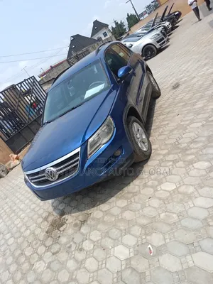 Volkswagen Tiguan SE 4Motion 2011 Blue
