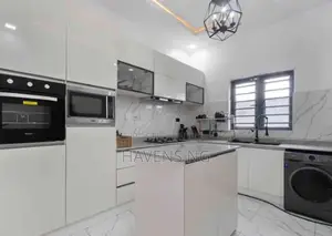 Elite 4-Bedroom Retreat With Pool, Gym, and Games
