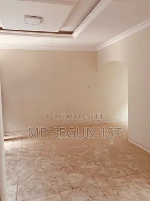 3bdrm Block of Flats in Love Estate, Akala Express for rent