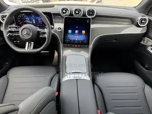 New Mercedes-Benz GLC-Class 2025 White