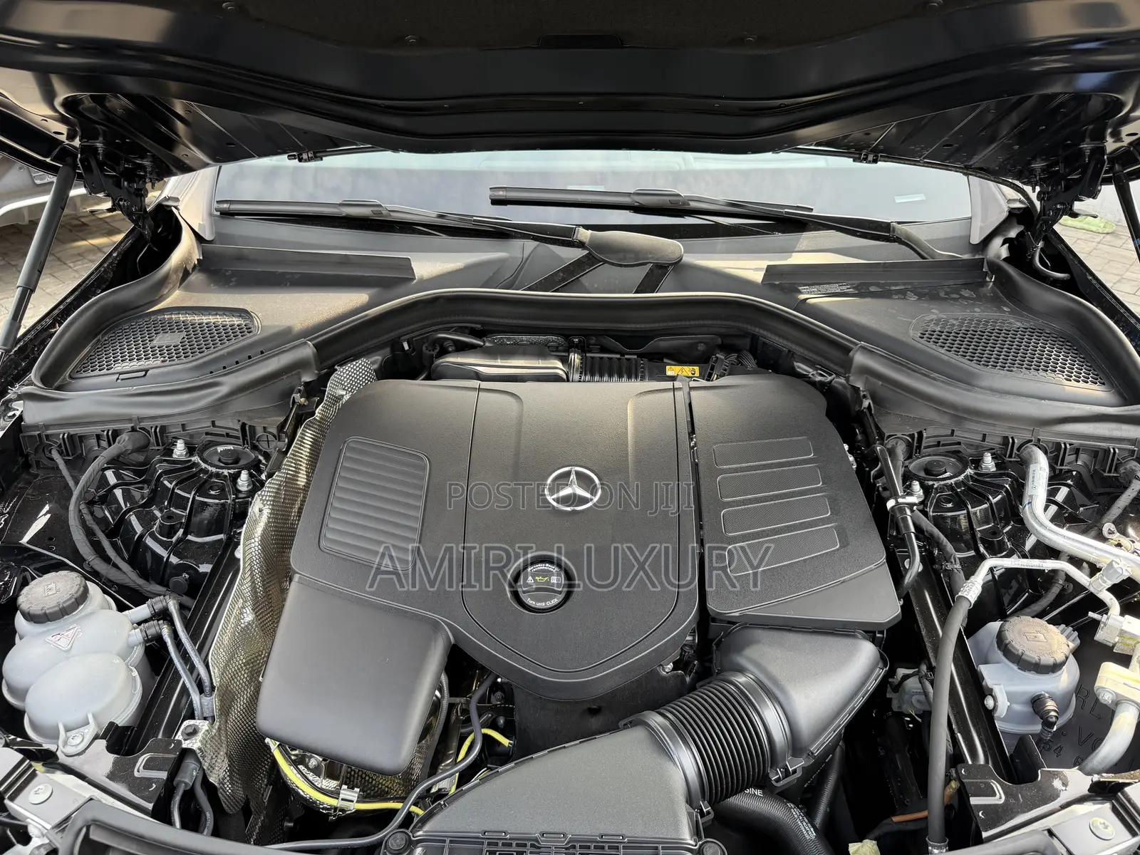 New Mercedes-Benz GLC-Class 2025 Black
