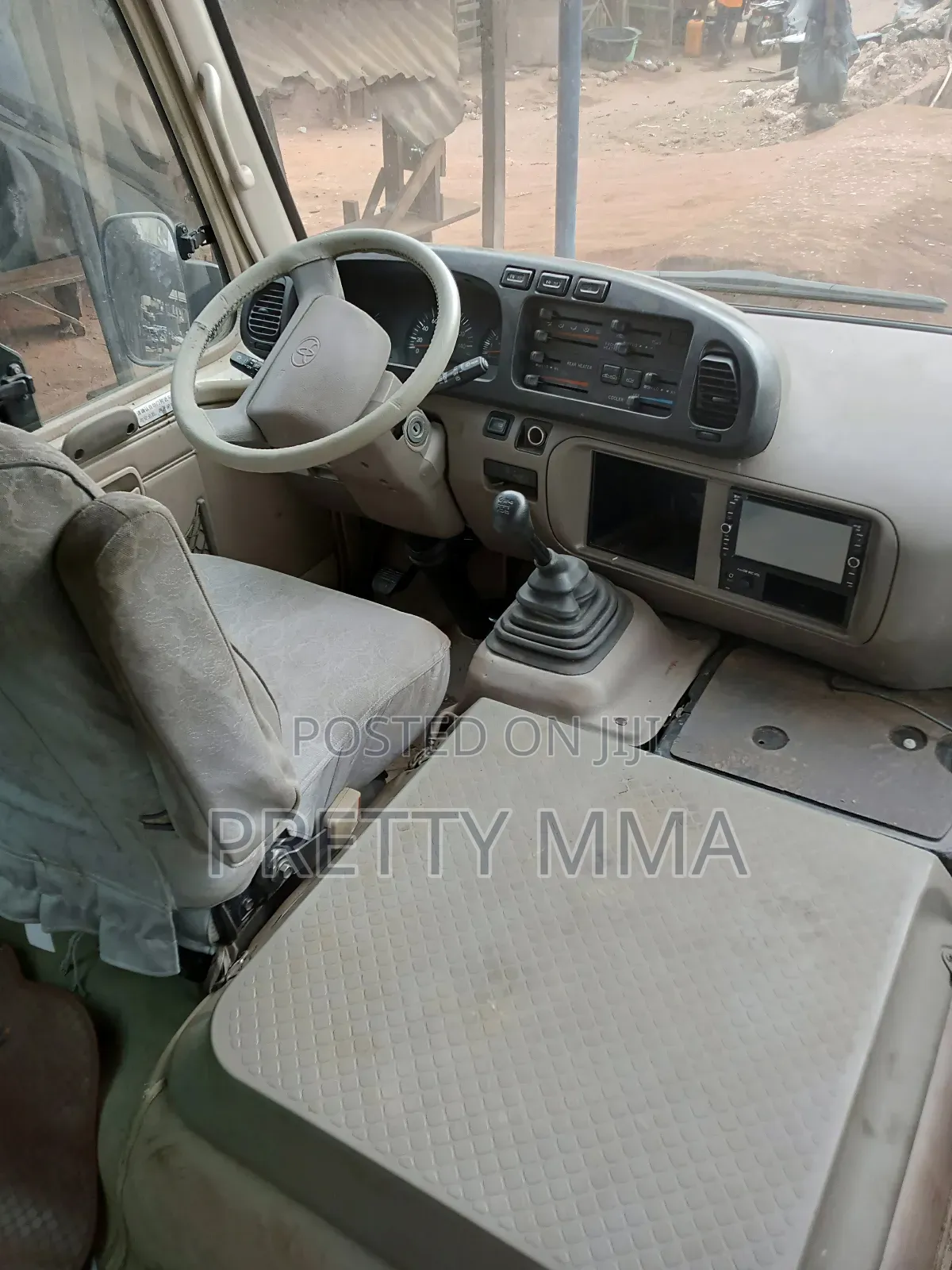 Toyota Coaster 2014 Beige