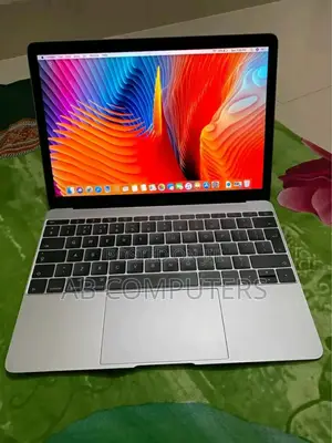 Laptop Apple MacBook 2016 8GB Apple M3 SSD 256GB