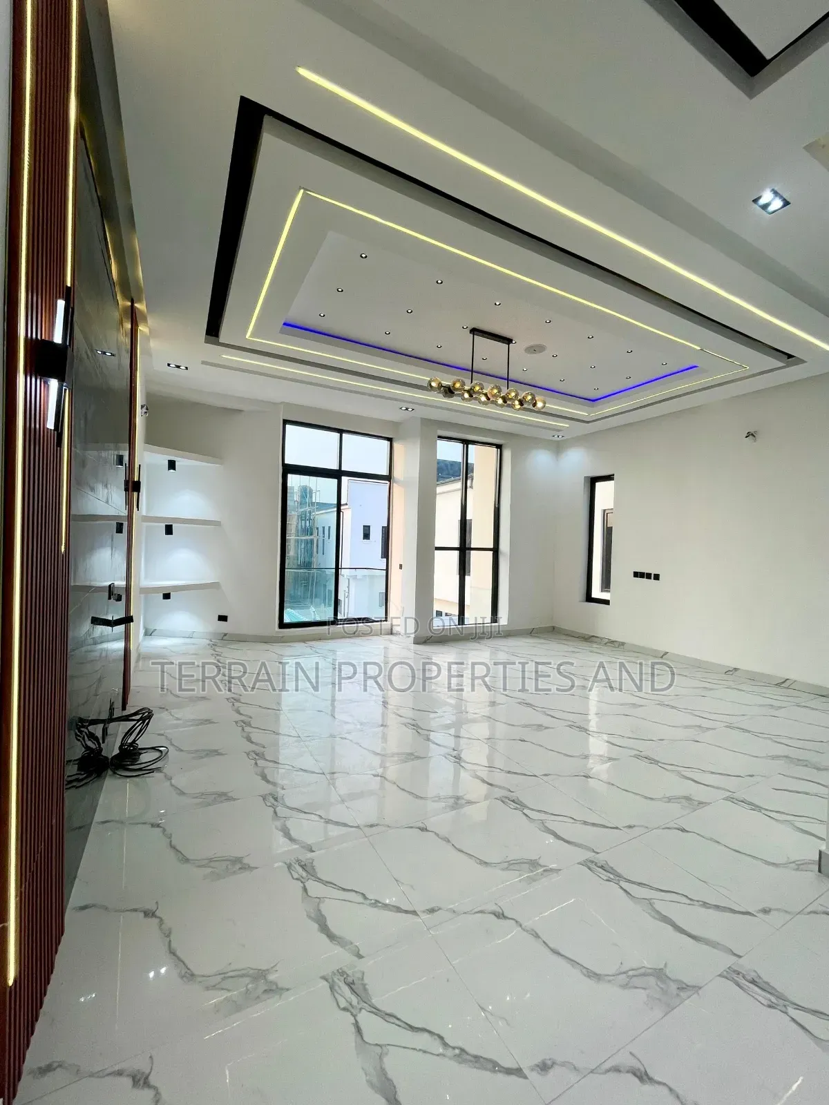 5bdrm Duplex in Ajah for sale