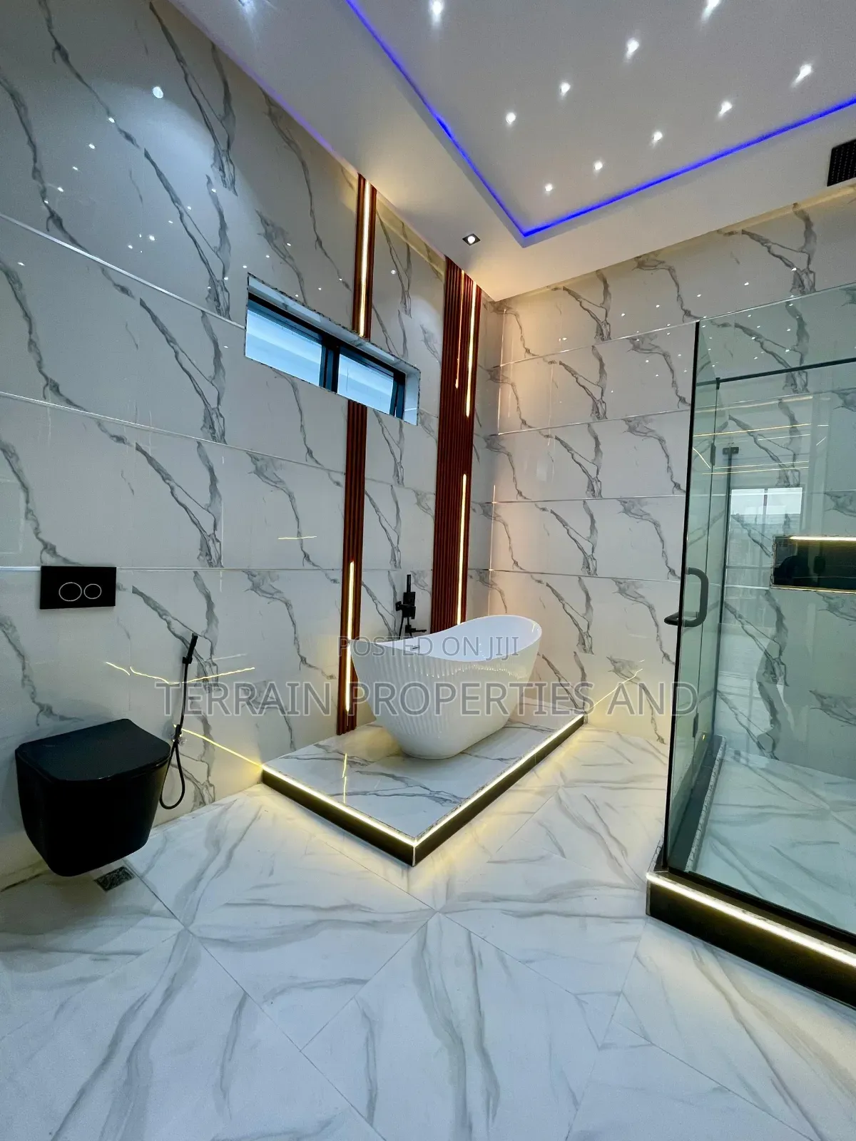 5bdrm Duplex in Ajah for sale