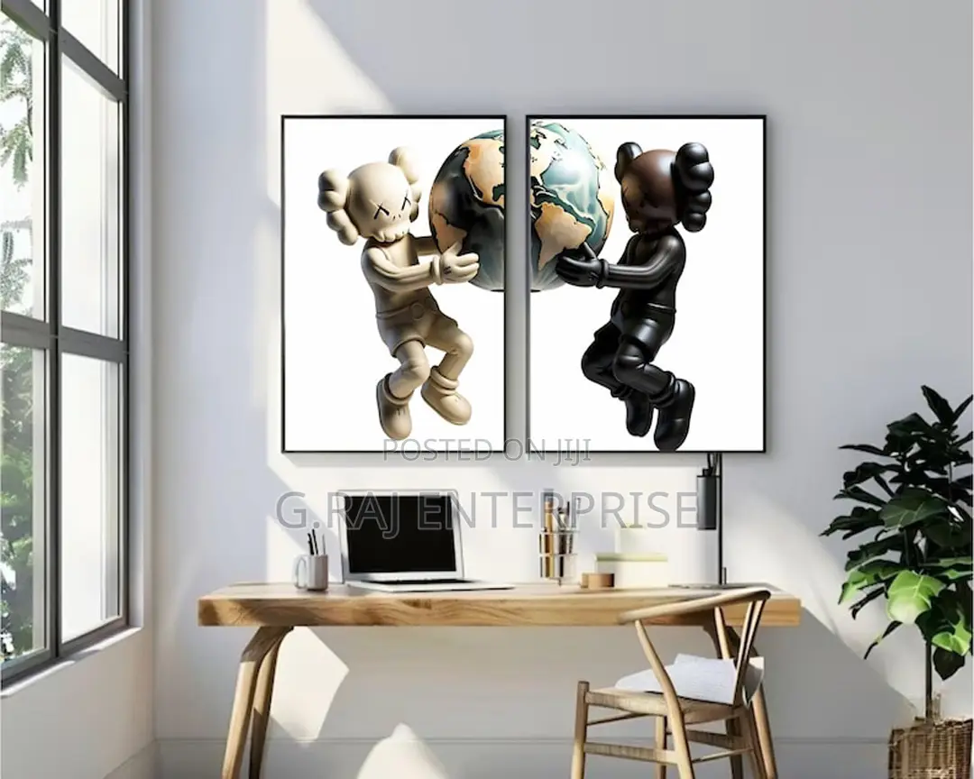 2sets Kaws Holding World Artwork Same Day Delivery