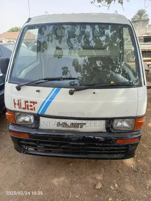 Photo - Daihatsu HIJET 2000 White