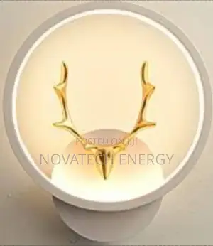Deer Head Wall Bracket With White and Warm White Lights