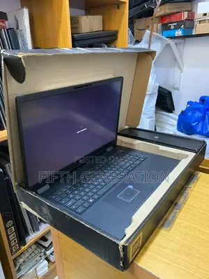 Laptop Dell Precision 7780 64GB Intel Core i5 SSD 1T