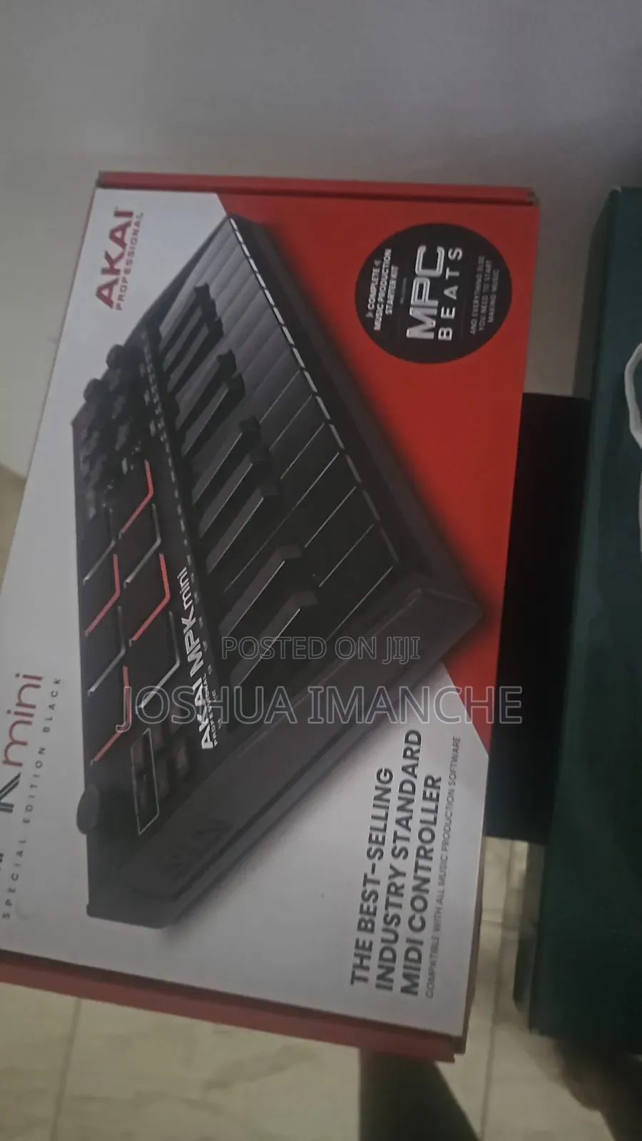 Akai Mini MPK Keyboard
