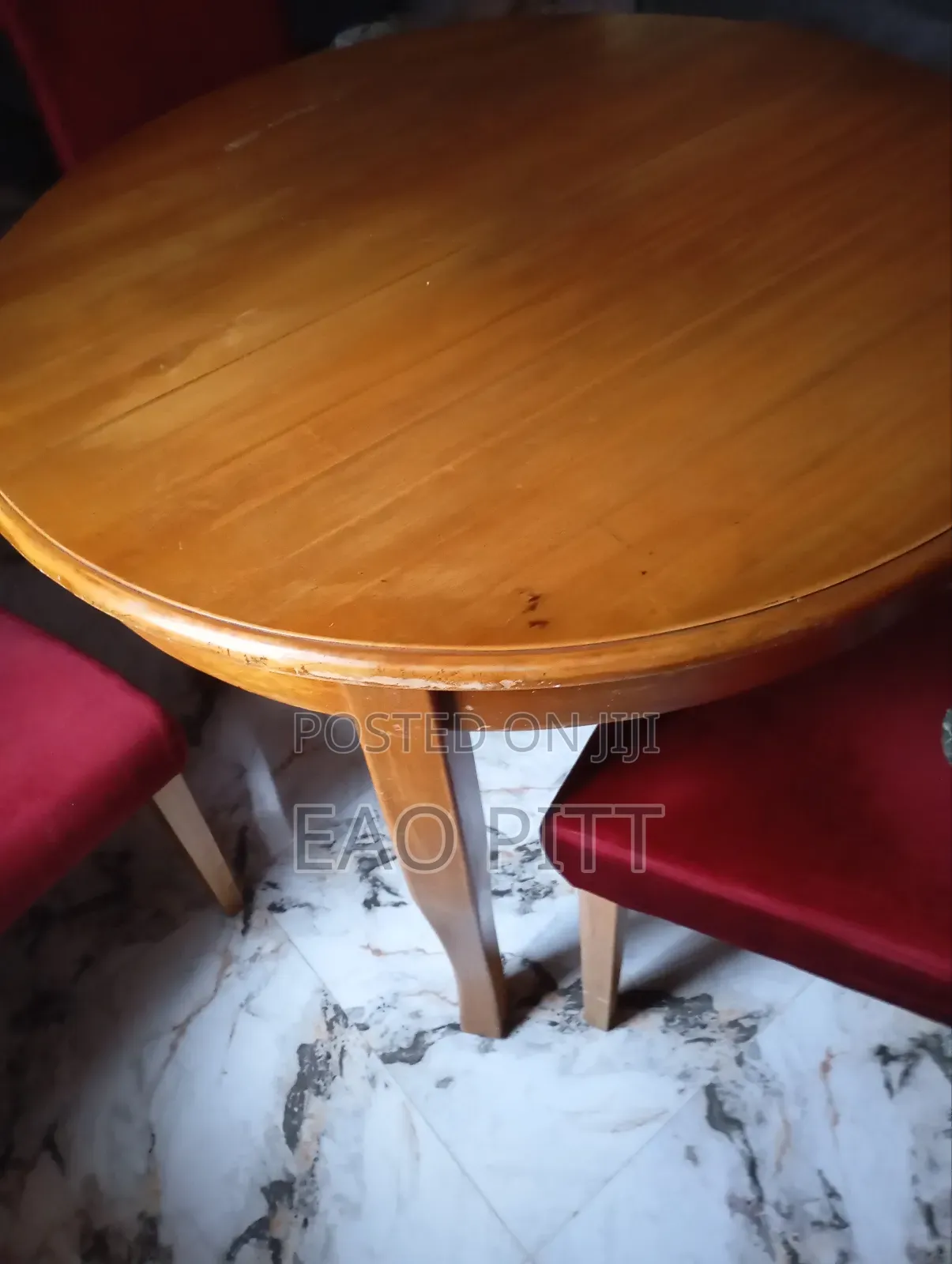 Imported Dining Table With 4 Chairs.