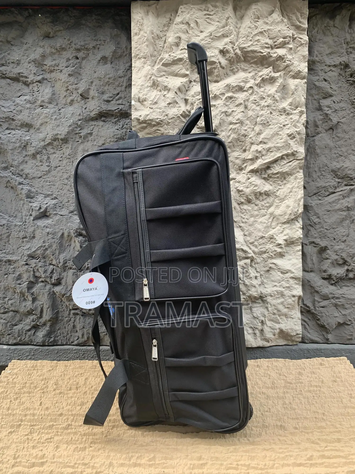 Large Omaya Black Duffle Back With Wheels