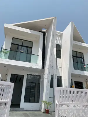 4bdrm House in Lekki for sale