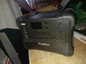 1200w Inaeko Solar Generator
