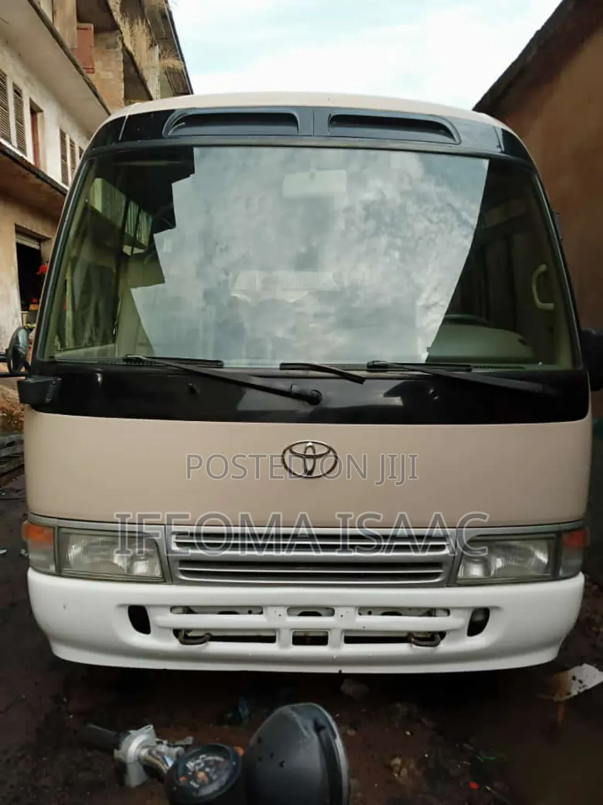 Toyota Coaster 2014 Beige