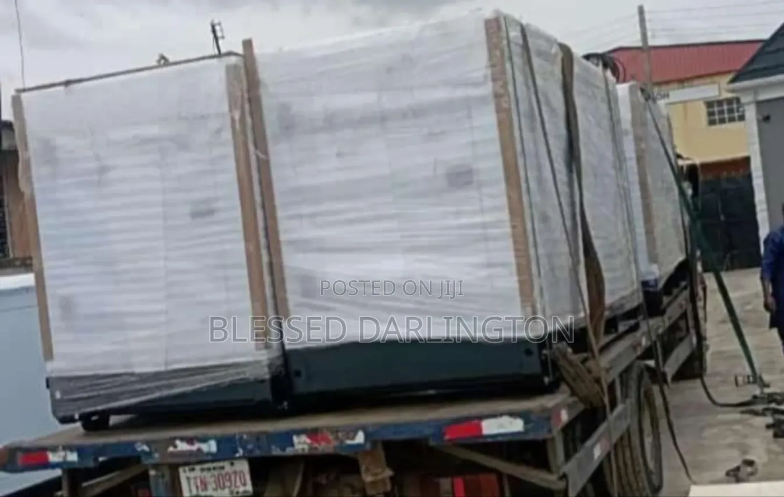 30kva England Soundproof Perkins Generator