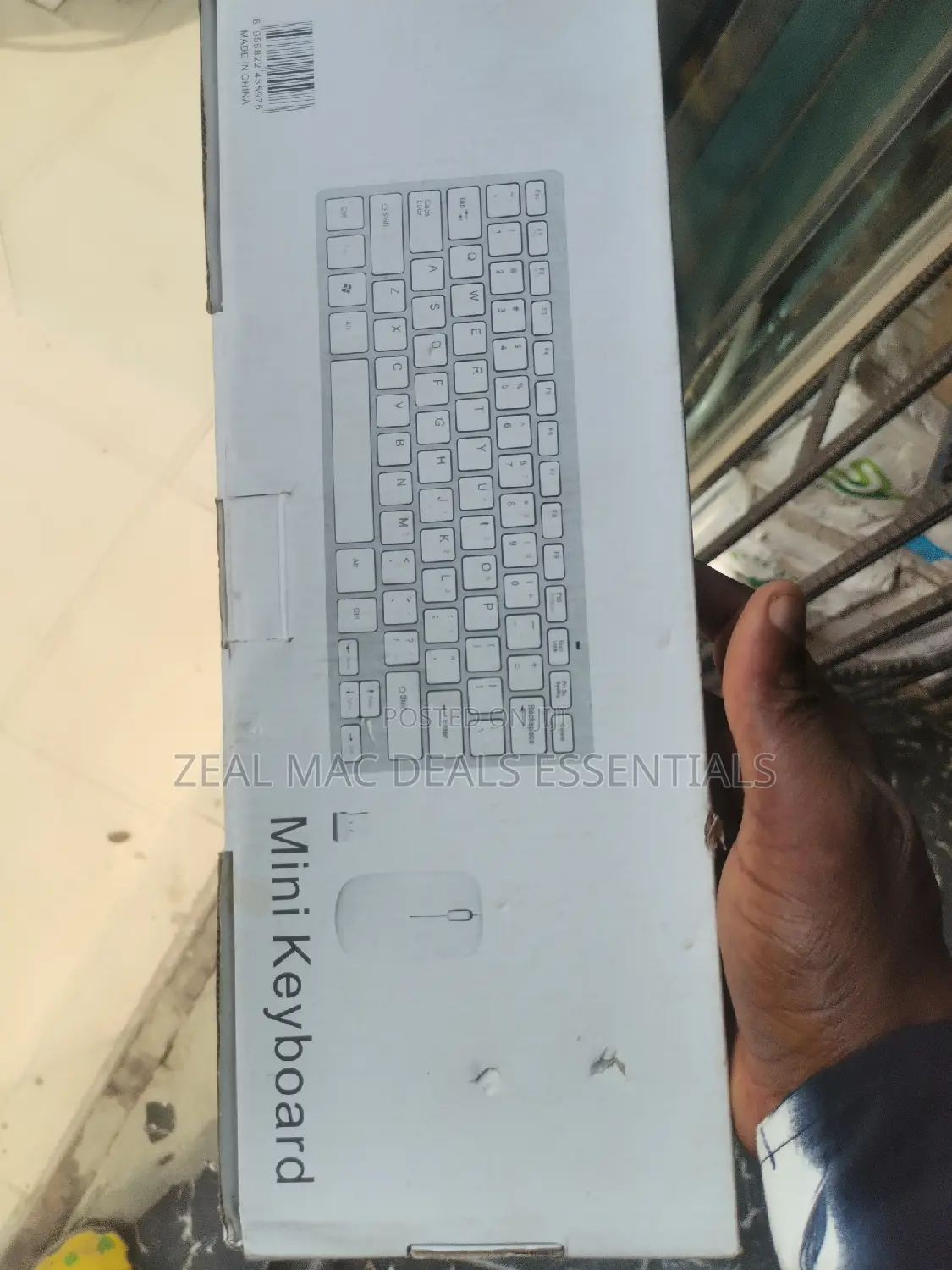 Mini Wireless Computer Keyboard and Mouse