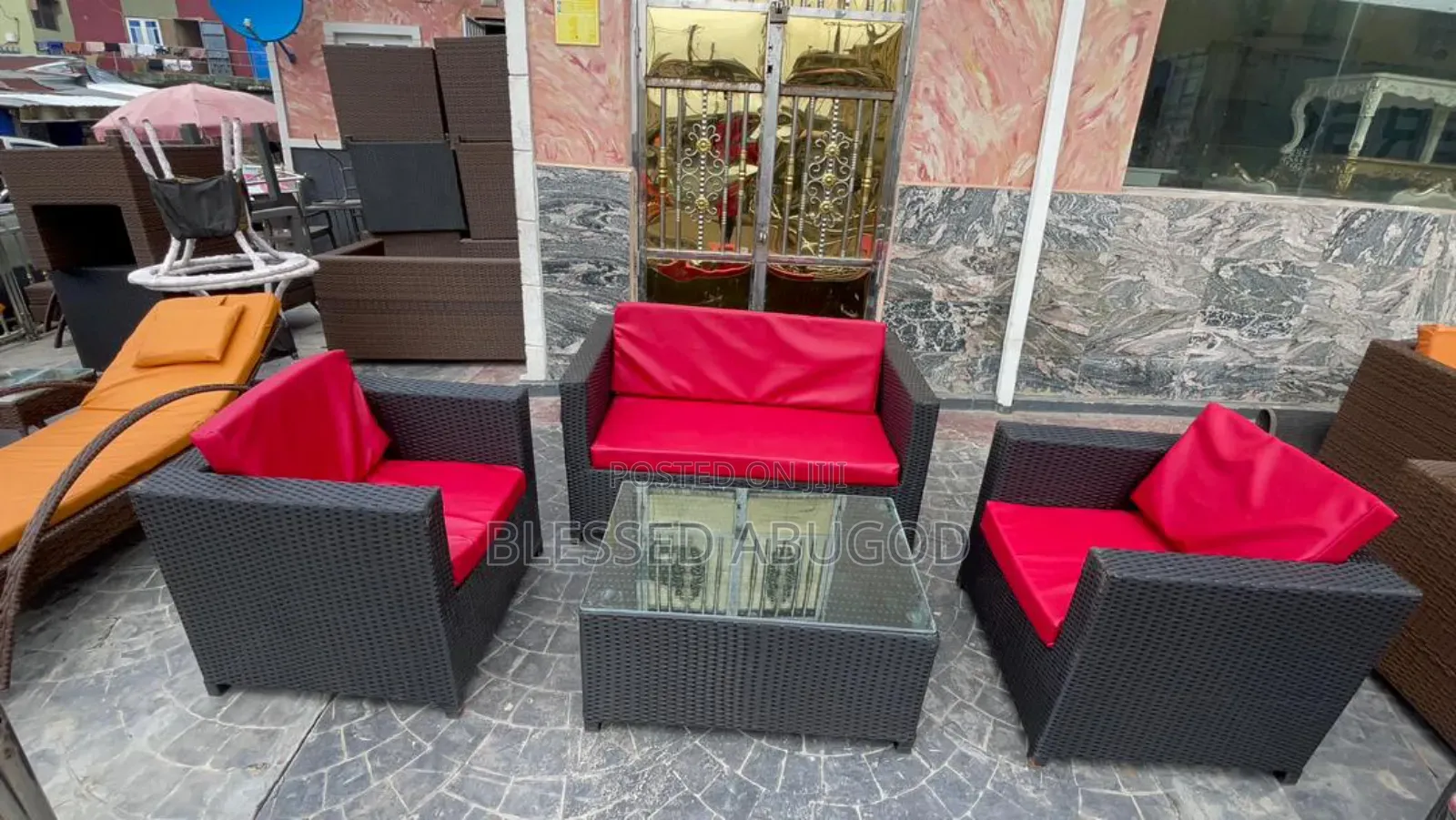 Complete Set of Net Chair With Center Table