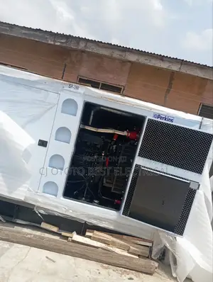 Strong 350kva Perkins Generator Soundproof Brand New
