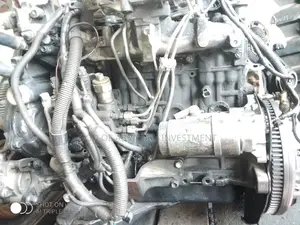 Toyota Hilux Complete Engine 5l