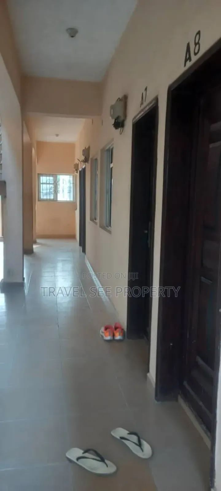 1bdrm Block of Flats in Private Estate for sale