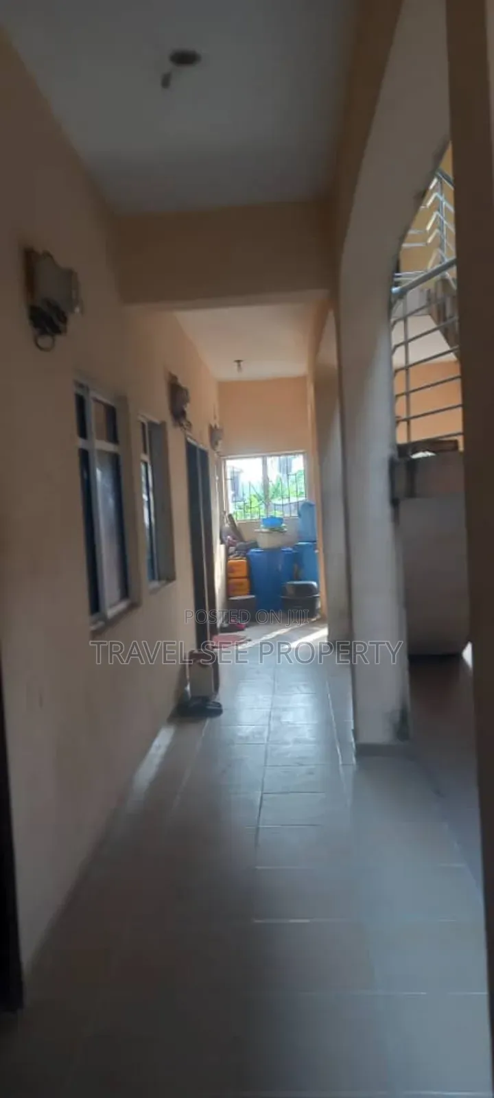 1bdrm Block of Flats in Private Estate for sale