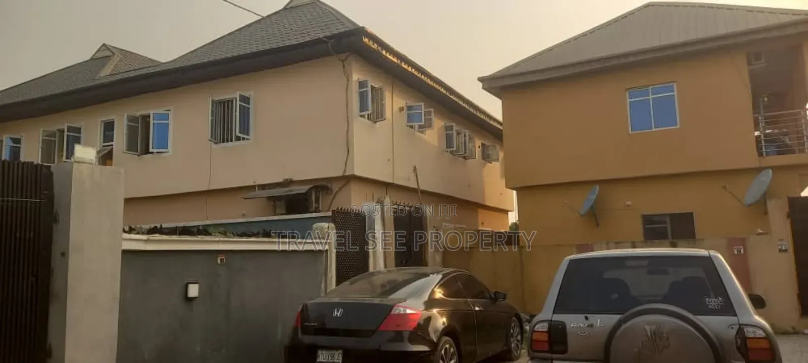 1bdrm Block of Flats in Private Estate for sale