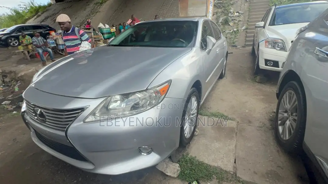 Lexus ES 2014 Silver