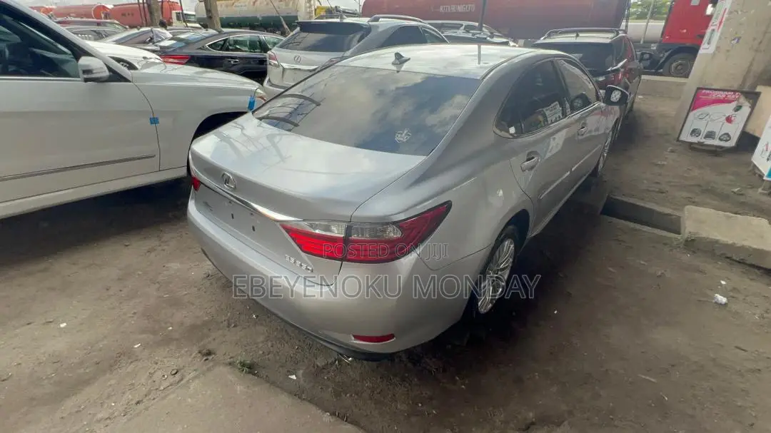 Lexus ES 2014 Silver