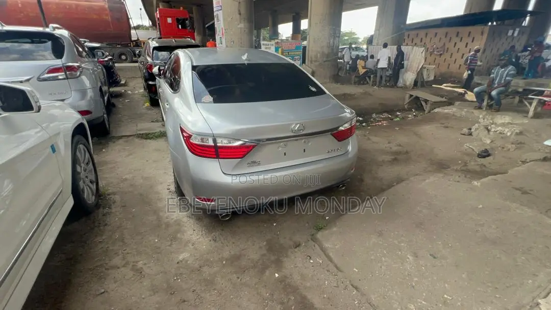 Lexus ES 2014 Silver