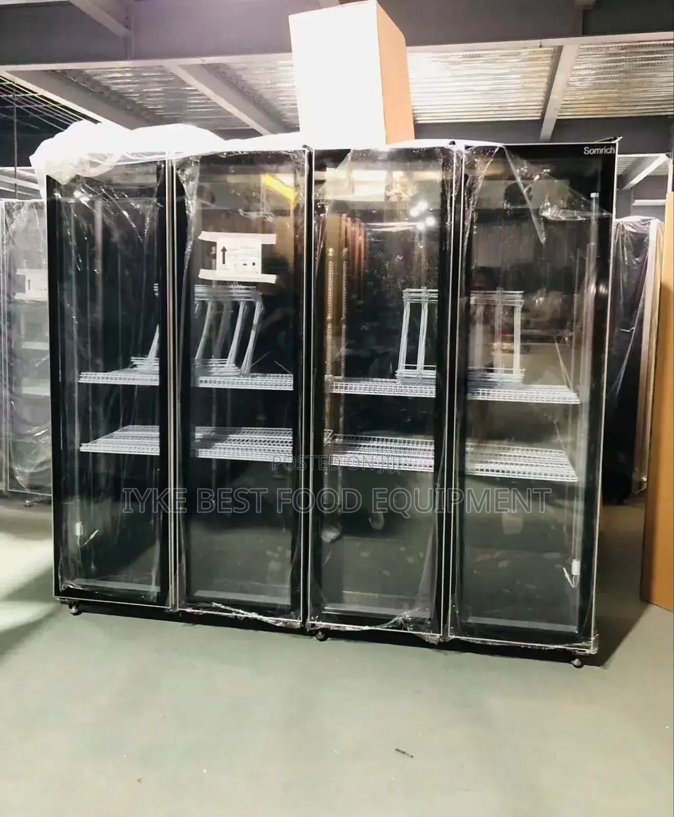 Luxury Beverage Display Chiller