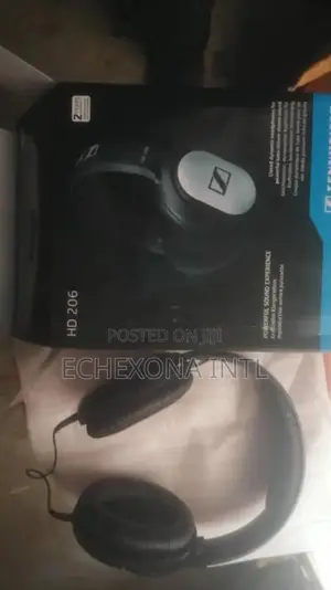 Photo - Sennheiser Headphones