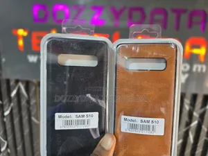 Samsung Galaxy S10 Leather Case (Black, Brown)